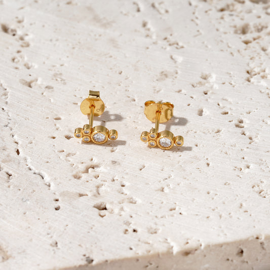 Zahara Studs